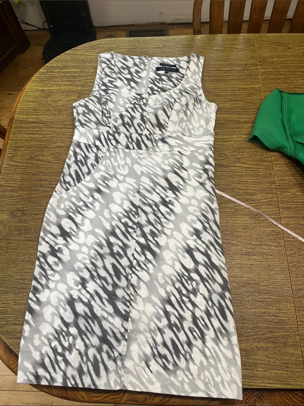 Anne Klein Gray and White Animal Print Midi Dress